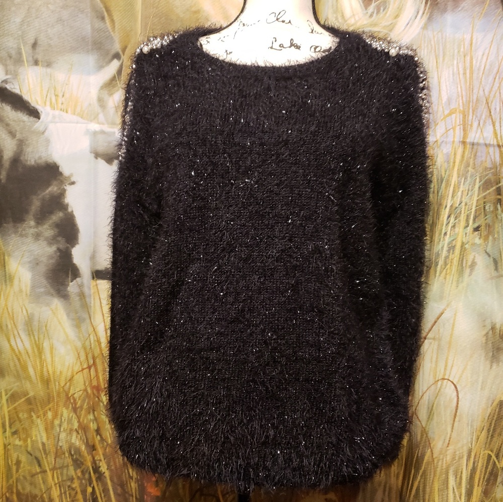 💛2/$20💛Gorgeous dressy black sweater with pearls
